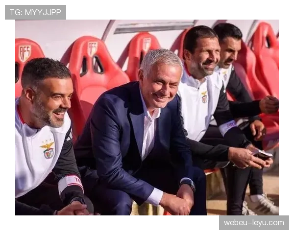 波尔图主场力克劲敌，豪取联赛三连胜领跑积分榜