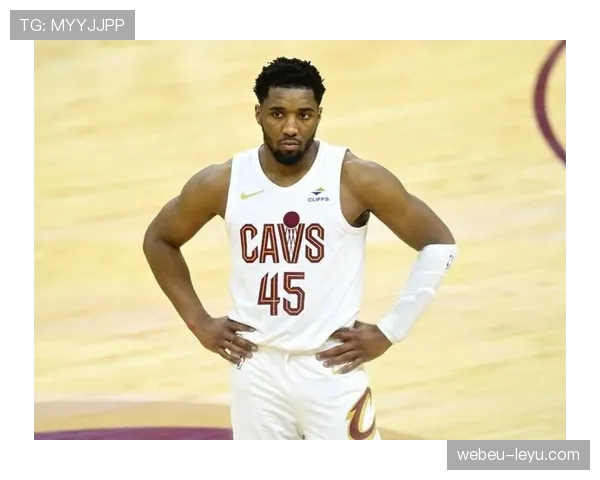 奥科吉力挽狂澜助队取胜，太阳铁闸展现强大防守韧性