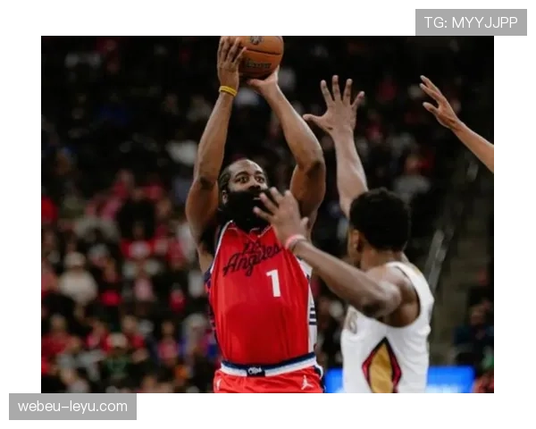 詹姆斯哈登深耕极致挡拆，利用顶级视野助推球队进攻体系升级